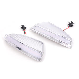 Intermitentes LED para Retrovisor de Mercedes-Benz Clase C W204, Actualización 2008-2011, Material PC - Product Image 3