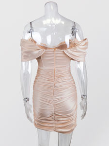 Al largo della Spalla <span class=keywords><strong>Mini</strong></span> Increspato Corsetto Del Vestito Di Natale di Modo di Un Personaggio Famoso <span class=keywords><strong>Raso</strong></span> Rosa Di Compleanno del Club Abiti Disossato Più Bustier Abiti - Product Image 2