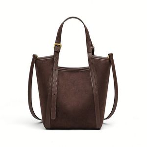 Customize Lightweight Puffer Quilted Shoulder Bag for Women Large Nylon Puffy Crossbody Bag - Product Image 5