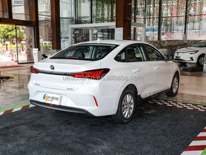 Auto Taxi <span class=keywords><strong>Changan</strong></span> Usado, Vehículo Eléctrico <span class=keywords><strong>Changan</strong></span> <span class=keywords><strong>Eado</strong></span> EV460 NEDC 401KM, Precio Económico, Hecho en China, en Existencia - Product Image 2
