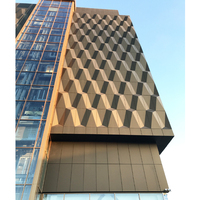 Panneau composite en aluminium 4mm Revêtement mural de haute qualité Feuille d'acp Alucobond Murs rideaux décoratifs au design moderne