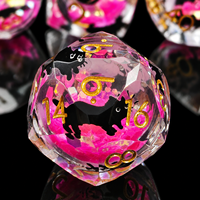 Dés de D&D en résine facettée rose chat scintillant, liquide et lumineux, écologiques, de luxe, à collectionner, 1 pièce, faits à la main, à bords tranchants