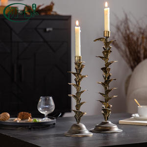 Candelabro de Hierro Forjado con Acabado Envejecido, Portavelas Decorativo de Metal para Entrada del Hogar, Decoración de Hotel - Product Image 4