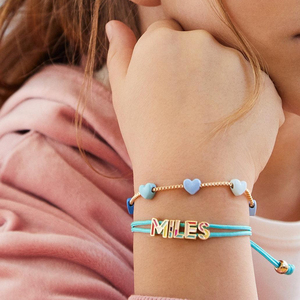 สร้อยข้อมือรูปหัวใจไล่สีหลากสีสำหรับเด็ก |   ทองเหลืองชุบทอง 18K รูปหัวใจและโซ่แบบกล่อง |   เครื่องประดับน่ารักสำหรับเด็กผู้หญิง - Product Image 2