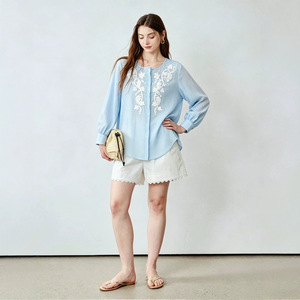 Blusa de Cuello Redondo Azul Claro Estilo Francés para Mujer, Blusa Holgada con Bordado Floral, Manga Larga, Protección Solar - Product Image 4