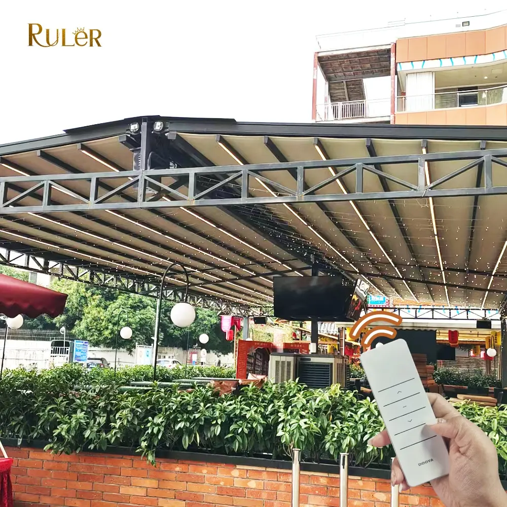 Große Anpassung des Außen schattens Wasserdichte Pergola PVC Einziehbare Sonnenschutz markise für gewerblichen Carport
