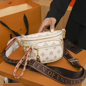 Sac à main élégant pour femme, design tendance, à porter sur l'épaule ou en bandoulière, pour tous les jours - Product Image 2