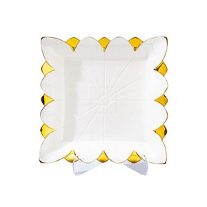 Service de table en céramique élégant en forme de fleur de cerisier avec bordure dorée, assiettes, bols, tasses en porcelaine de luxe, collection de vaisselle pour la maison et les restaurants - Product Image 6