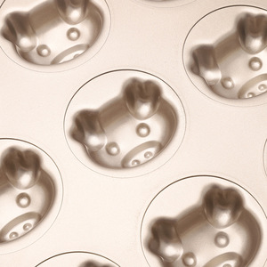 Non Stick Gold Pig Shaped Cake Mold 4 6 9 Cavity Baking Tray For Cupcakes And Desserts - Product Image 2