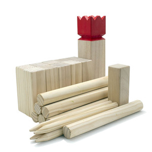 Kubb Yard Set di giochi scacchi vichinghi gioco da combattimento all'aperto gioco da cortile in legno Set di giochi da giardino per adolescenti famiglia di adulti - Product Image 1