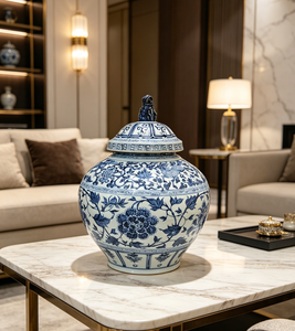 Pot en porcelaine bleu et blanc de style dynastie <span class=keywords><strong>Yuan</strong></span>, urne en céramique peinte à la main avec motif de phénix et de pivoine - Product Image 6