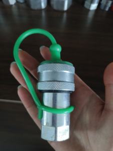 Venta al por mayor y <span class=keywords><strong>Berserk</strong></span> NAIWO Conector rápido hidráulico ISO 7241A a Conector rápido Acoplamientos de liberación rápida de acero QRC - Product Image 3