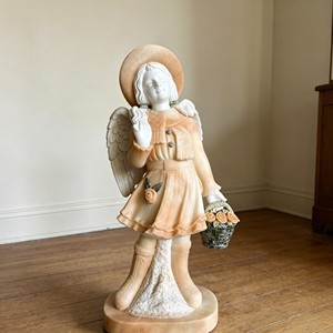 Estatua de querubín sentado en <span class=keywords><strong>un</strong></span> lavabo de mármol blanco, decoración de jardín de iglesia europea, adorno de césped, talla de mármol natural para patio exterior. - Product Image 3