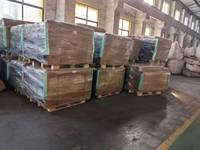 Matériaux de toiture en promotion pour le Kenya et l'Afrique de l'Est : Tôles de toiture en acier Mabati revêtues de pierre pour la construction de toitures de maisons, fournies directement par l'usine.