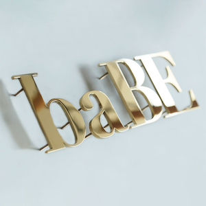 <span class=keywords><strong>Tag</strong></span> Label pelat logam kustom mode Logo kantor tanda huruf logam tanda huruf Logo baja tahan karat - Product Image 1