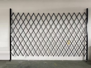 <span class=keywords><strong>ประตู</strong></span>หน้าต่างเหล็กพับได้  ตะแกรงป้องกันโลหะ  ผิวส<span class=keywords><strong>แตน</strong></span><span class=keywords><strong>เล</strong></span><span class=keywords><strong>ส</strong></span>เคลือบผง  เหล็กกันขโมยแบบยืดหดได้  <span class=keywords><strong>ประตู</strong></span><span class=keywords><strong>รั้ว</strong></span>แบบขยายได้ - Product Image 4