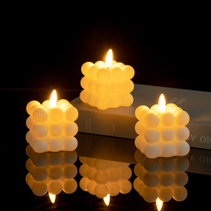 Luces Decorativas de Caramelo en Cubos Estilo Ins, Velas Electrónicas Románticas, Pequeñas Lámparas LED Nocturnas para Crear Ambiente - Product Image 1
