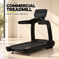 Tapis roulant pour salles de sport commerciales et centres de fitness, machine de course d'intérieur pour la marche, le jogging et l'entraînement cardio