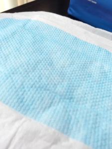 Vente directe de couches jetables pour adultes super absorbantes <span class=keywords><strong>ultra</strong></span> épaisses taille XL imprimé peluches pulpe <span class=keywords><strong>couche</strong></span> masculine en coton - Product Image 5