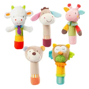 Peluche douce pour enfants, anneau pour la main, en forme d'animal, peluche colorée, pratique, hochets pour bébé, jouet hochet, 1 pièce, OEM