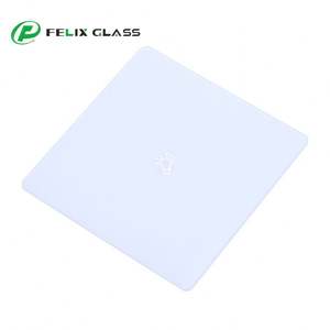 กระจกสวิตช์แบบเคลือบเคมีสำหรับงานพิมพ์ซิลค์สกรีน กระจกแผงควบคุมอัจฉริยะสำหรับสวิตช์ ขายส่ง - Product Image 5