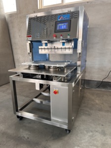 Máquina de Corte Ultrasónico de Alta Frecuencia Controlada por PLC, Competitiva, para Pasteles de Queso, Pan, Bocadillos, Productos Lácteos y Panadería - Product Image 2