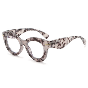 Lunettes de lecture en gros pour hommes avec monture métallique et dioptries variées - Product Image 4