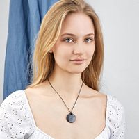 Collier amulette |   Pierre de protection Defender Shield |   Collier en Shungite avec pendentif quantique pour la guérison des chakras, couleur personnalisée