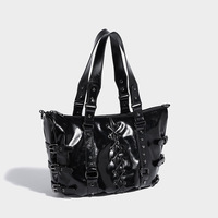 Sac fourre-tout en PU avec rivets punk et sangle décorative, nouvelle collection automne/hiver 2026, fermeture éclair, grande capacité, pour le quotidien, porté épaule
