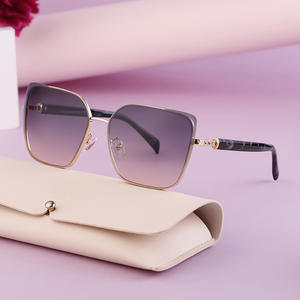 Gafas de sol tipo ojo de gato para mujer, protección UV400, montura de PC, lentes negras, embalaje tipo sobre WF 5G21 - Product Image 1