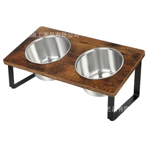 Comedero de madera para mascotas, soporte doble antideslizante para perros, elevador de madera para comedero de perro. - Product Image 5