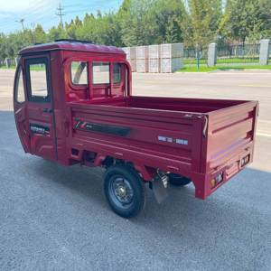 Tricycle électrique de vente directe d'usine véhicule de fret chinois à double usage capacité de charge utile de 400kg pour le <span class=keywords><strong>transport</strong></span> de marchandises de passagers - Product Image 4