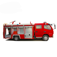 Nouveau camion de pompiers diesel 4x2 avec réservoir en acier au carbone de 4000 L et canon à eau, véhicule de lutte contre l'incendie pour la lutte contre les incendies dans les usines pétrochimiques et les opérations de sauvetage d'urgence
