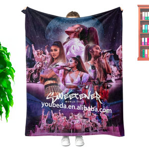 Nouvelle arrivée 2024, couverture personnalisée bon marché d'usine, design populaire, chanteuse <span class=keywords><strong>Ariana</strong></span> Grande, couverture chaude et confortable pour cadeau - Product Image 2
