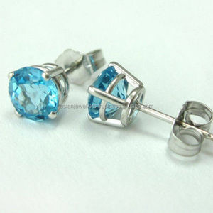 Pendientes de tuerca pequeños de Plata de Ley 925 hechos a mano con piedra preciosa de Topacio Azul chapada en rodio para fiesta o regalo - Product Image 2