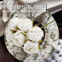 Mini bouquet de bourgeons de roses artificielles en tissu de soie, têtes florales faites à la main pour les cadeaux de mariage, la décoration de boîtes cadeaux DIY