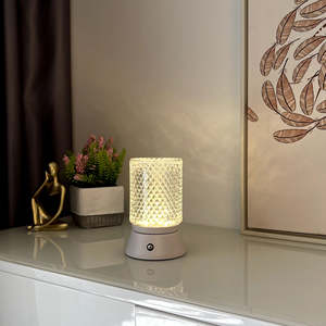Nueva llegada lámpara de mesa LED recargable cuerpo de cristal de lujo moderno Control táctil creativo para comedor dormitorio fuente de alimentación de CC - Product Image 3