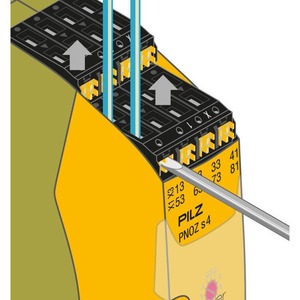 Pilz Pnoz X3 Safety <b>Relays</b> Iec 62061 Sil 3 Certified For Industrial Use - Product Image 1