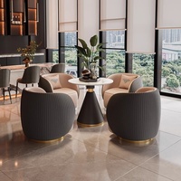 Ensemble de canapé et de chaise de bureau en cuir de luxe léger avec structure métallique, mousse haute densité personnalisable pour l'utilisation dans les hôtels et les salles d'accueil professionnelles