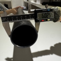 Tube en fibre de carbone ultra-résistant, tubes ronds de grande taille, tubes en fibre de carbone enveloppés pour applications à charge lourde