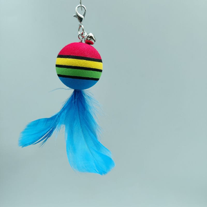 D08 Divertido Juguete para Gatos con Plumas y Campana, Diseño de Arcoíris, Ecológico, Bola de Repuesto - Product Image 3