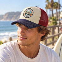 Casquette Trucker Décontractée d'Extérieur Personnalisée avec Patch Brodé, Dos en Maille Respirante, Visière Courbée et Fermeture Snapback Réglable – Vente en Gros