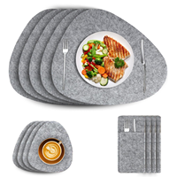 Accessoires de table à manger Set de table en feutre antidérapant en forme de goutte d'eau Ensemble combiné de rangement de couverts pour les vacances