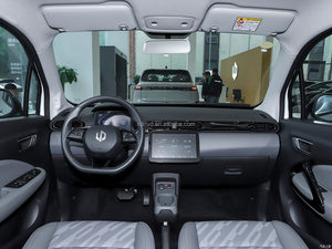 รถเอสยูวีไฟฟ้ารุ่นใหม่ มินิ T03 ยานยนต์พลังงานใหม่ 5 ประตู 4 ที่นั่ง แฮทช์แบ็ก Leapmotor จากจีน ระยะทางวิ่ง 400 กม. ชาร์จเร็ว ปี 2025 - Product Image 6