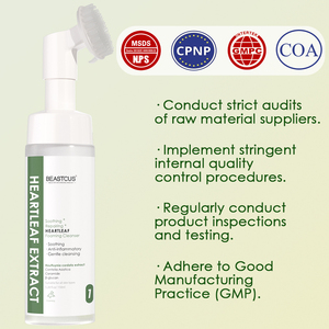 Ensemble nettoyant triple action Houttuynia Cordata avec nettoyant visage à la Centella et aux céramides - Product Image 5