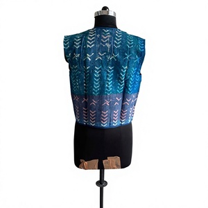 Chaleco Tradicional para Mujer, Estampado Étnico Azul Turquesa, Transpirable, Ecológico, de Algodón Índigo, Sin Mangas, Estilo Koti - Product Image 4