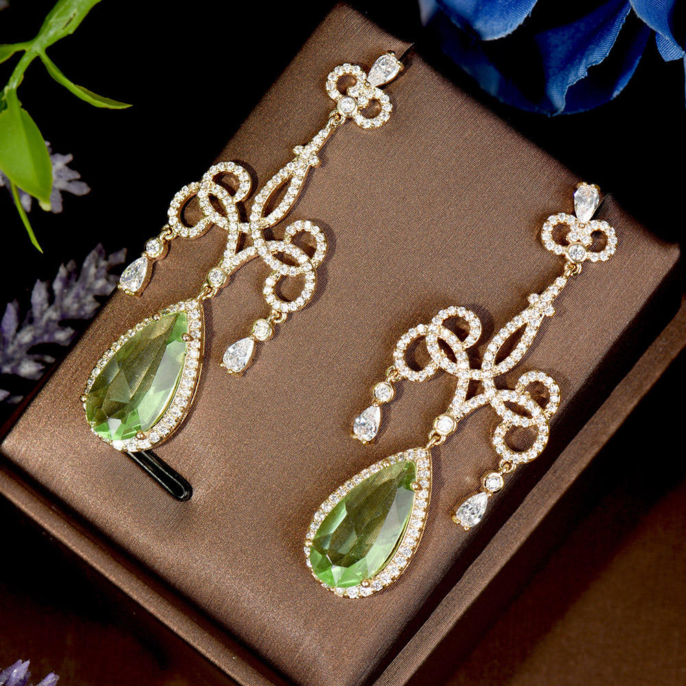 สีเหลือง