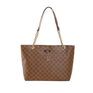 Sac de fête élégant et parfait, pochette élégante pour les occasions spéciales - Product Image 3