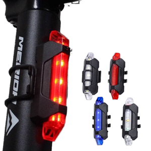 Luz trasera LED recargable para bicicleta, equipo de ciclismo de carretera de montaña impermeable ABS con batería de luz de advertencia de conducción nocturna - Product Image 1