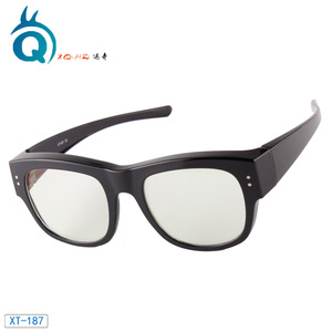Lunettes anti-lumière bleue Xq-Hq, monture rectangulaire en PC, extra large, unisexe, pour ordinateur, Xt-187 - Product Image 1